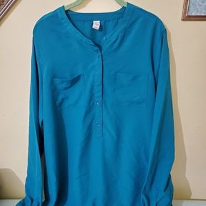 Tall women's dress shirt